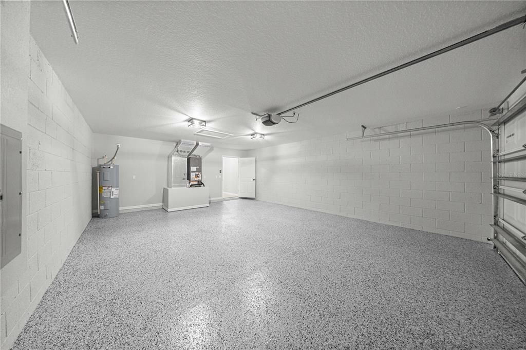 Active With Contract: $299,900 (4 beds, 2 baths, 1734 Square Feet)