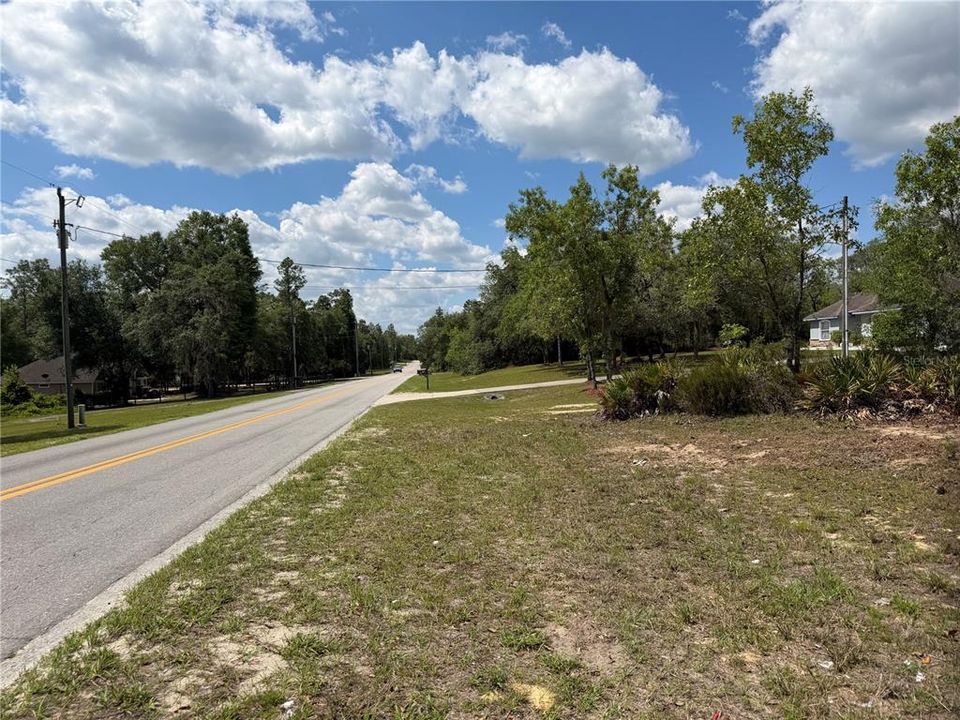 待售: $49,900 (1.25 acres)