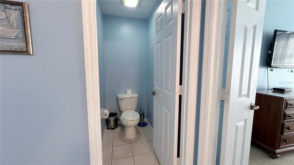 For Rent: $2,500 (5 beds, 3 baths, 2345 Square Feet)