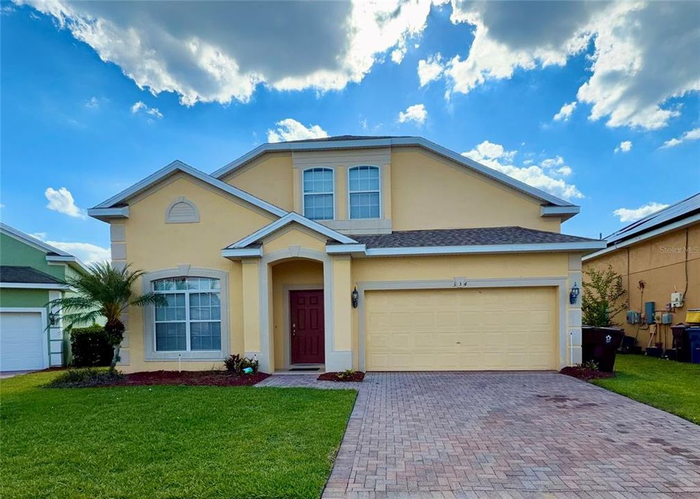 For Rent: $2,500 (5 beds, 3 baths, 2345 Square Feet)