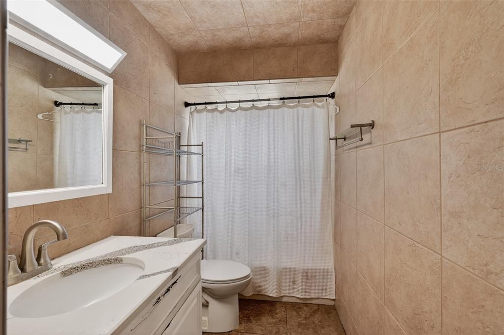 На продажу: $350,000 (3 спален, 2 ванн, 1760 Квадратных фут)
