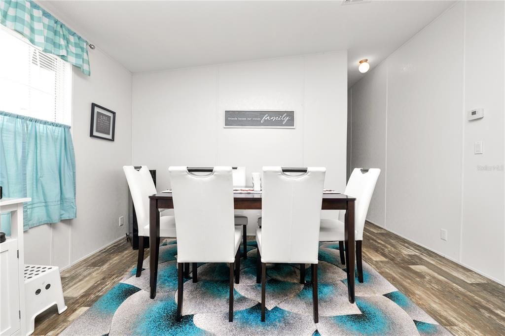 Activo con contrato: $280,000 (3 camas, 2 baños, 1525 Pies cuadrados)