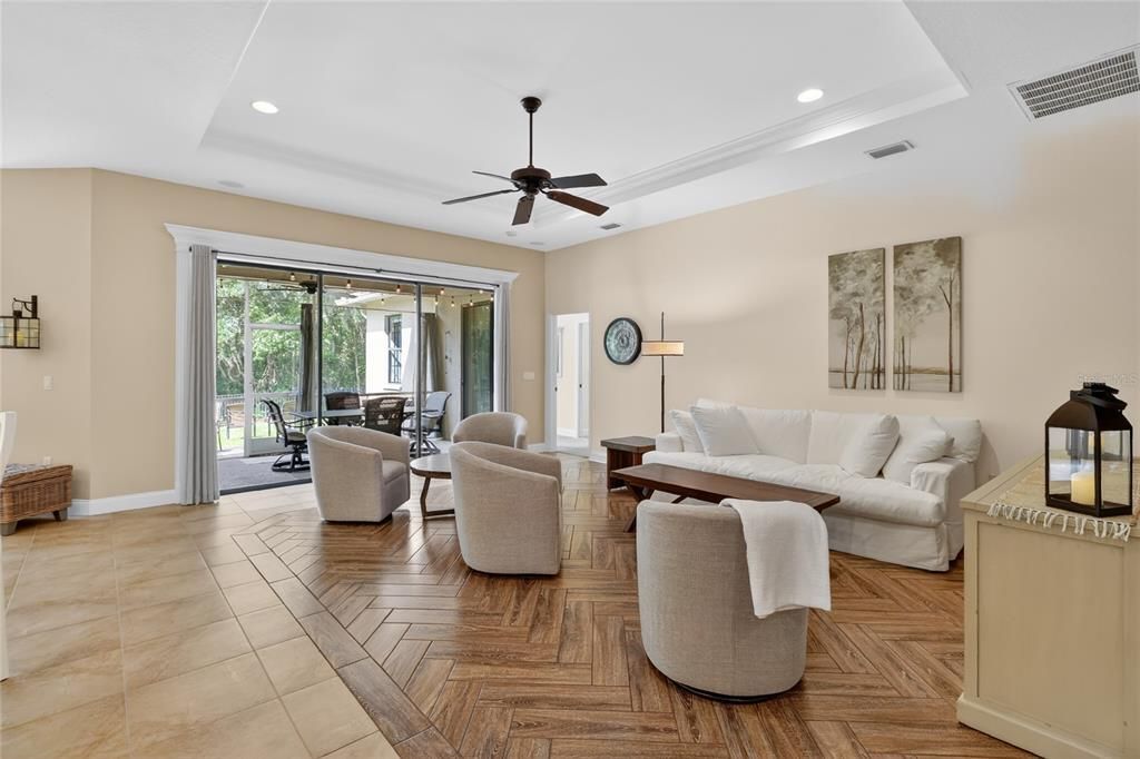 For Sale: $449,000 (3 beds, 2 baths, 2437 Square Feet)