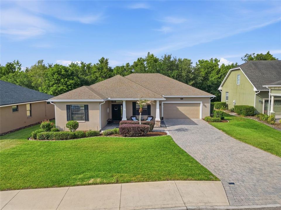 For Sale: $449,000 (3 beds, 2 baths, 2437 Square Feet)