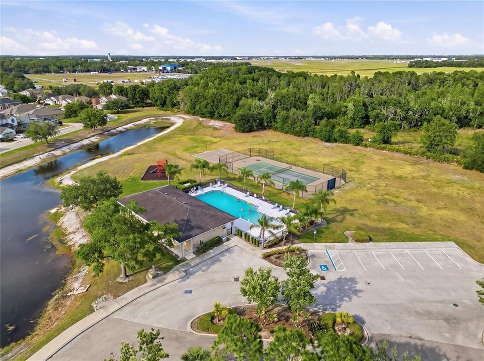 For Sale: $449,000 (3 beds, 2 baths, 2437 Square Feet)