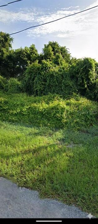 待售: $69,500 (0.18 acres)