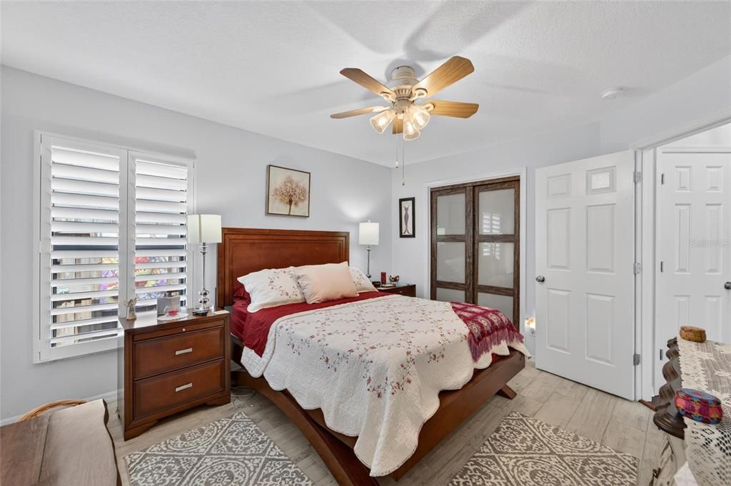 合同活跃: $600,000 (4 贝兹, 3 浴室, 2970 平方英尺)