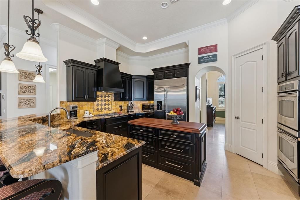 Active With Contract: $1,685,000 (5 beds, 4 baths, 3924 Square Feet)