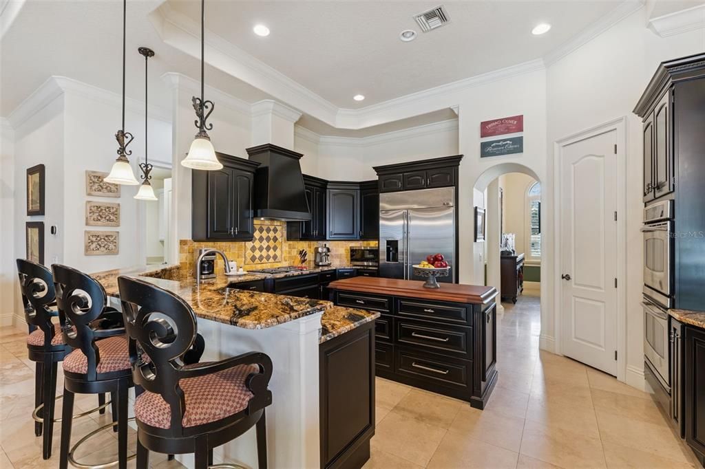 Active With Contract: $1,685,000 (5 beds, 4 baths, 3924 Square Feet)