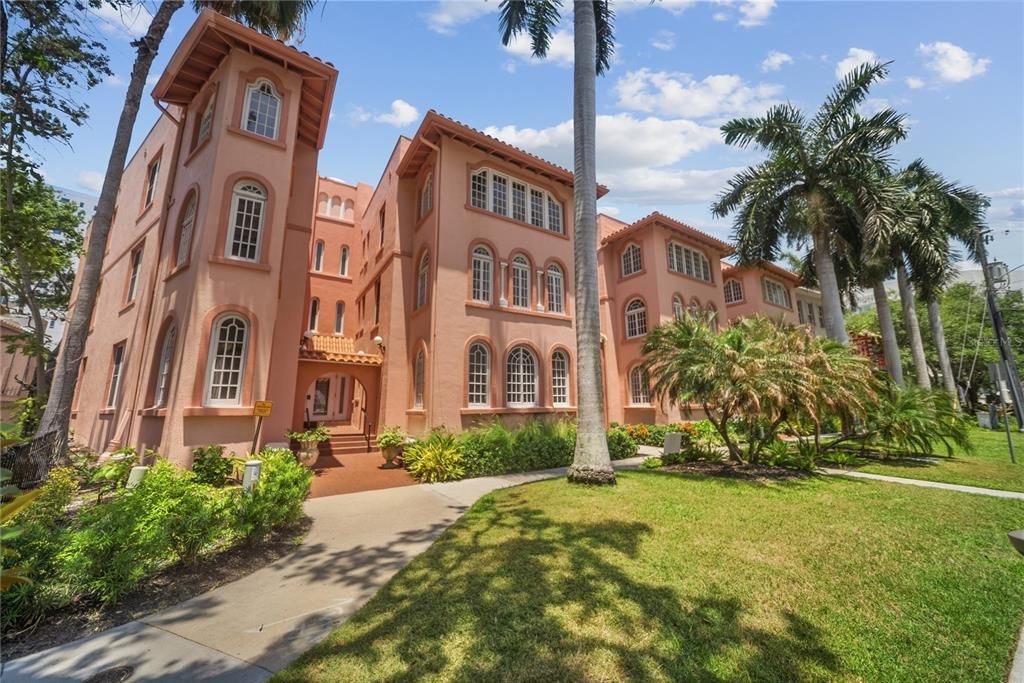 На продажу: $425,000 (1 спален, 1 ванн, 663 Квадратных фут)