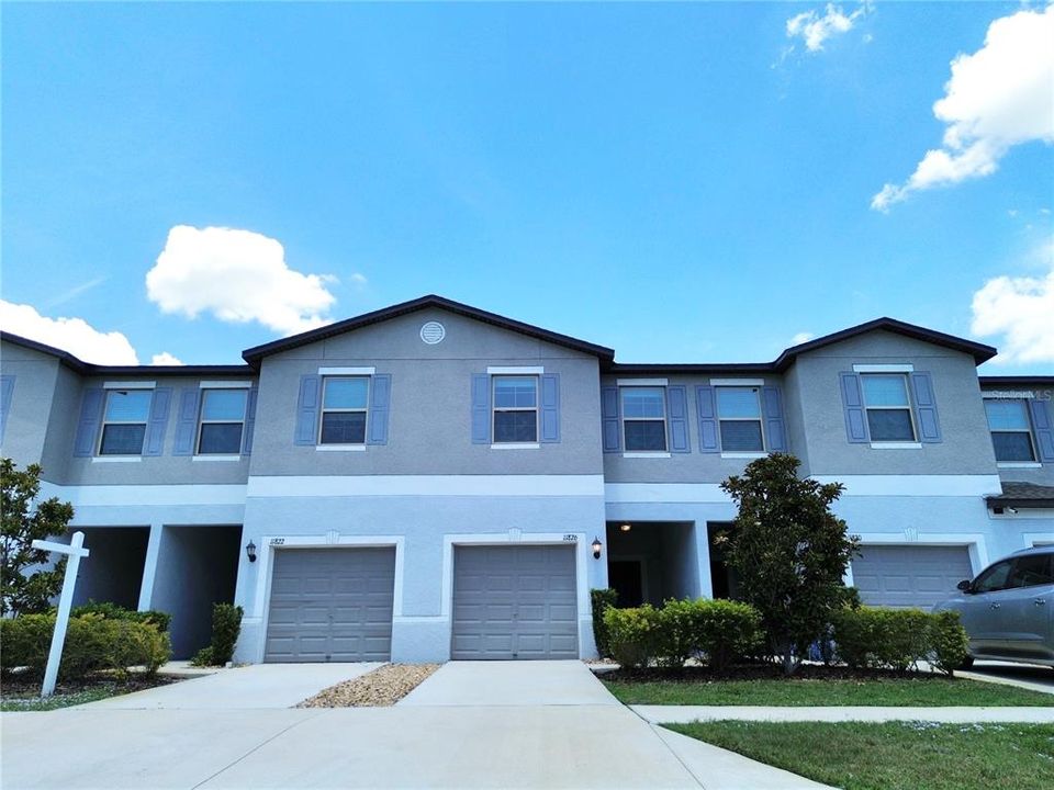 For Sale: $259,000 (3 beds, 2 baths, 1670 Square Feet)