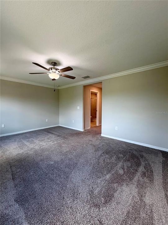 For Sale: $259,000 (3 beds, 2 baths, 1670 Square Feet)