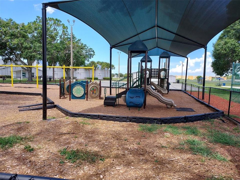 For Sale: $259,000 (3 beds, 2 baths, 1670 Square Feet)