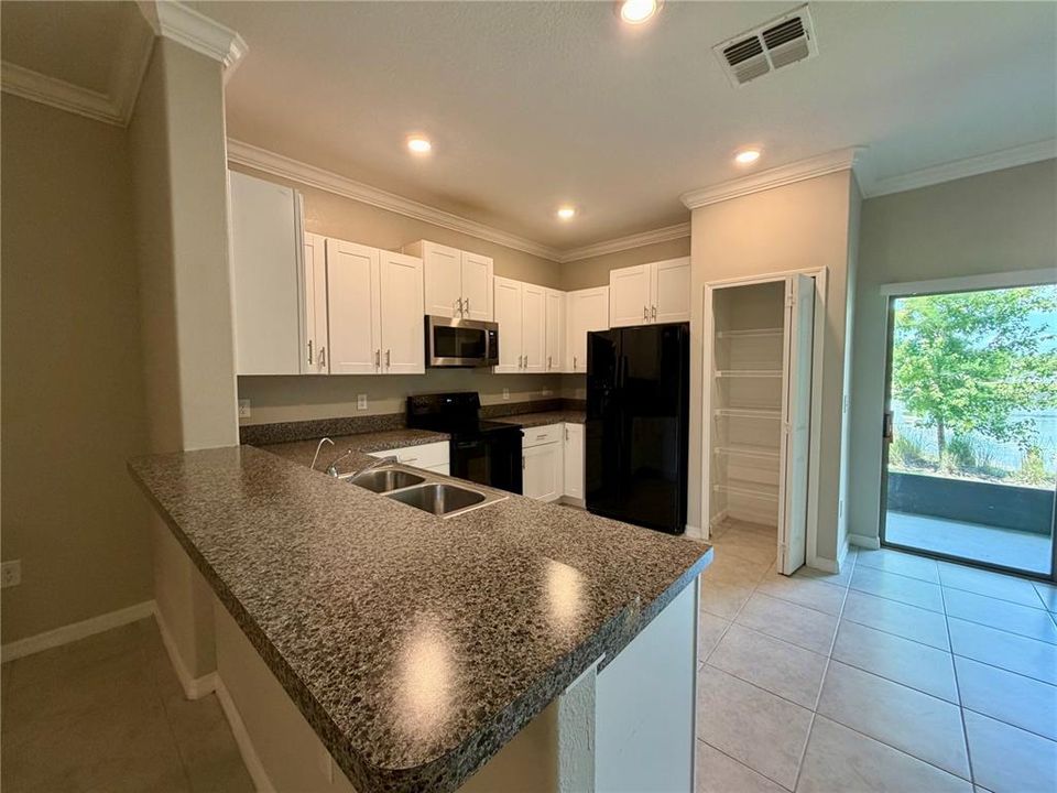 For Sale: $259,000 (3 beds, 2 baths, 1670 Square Feet)