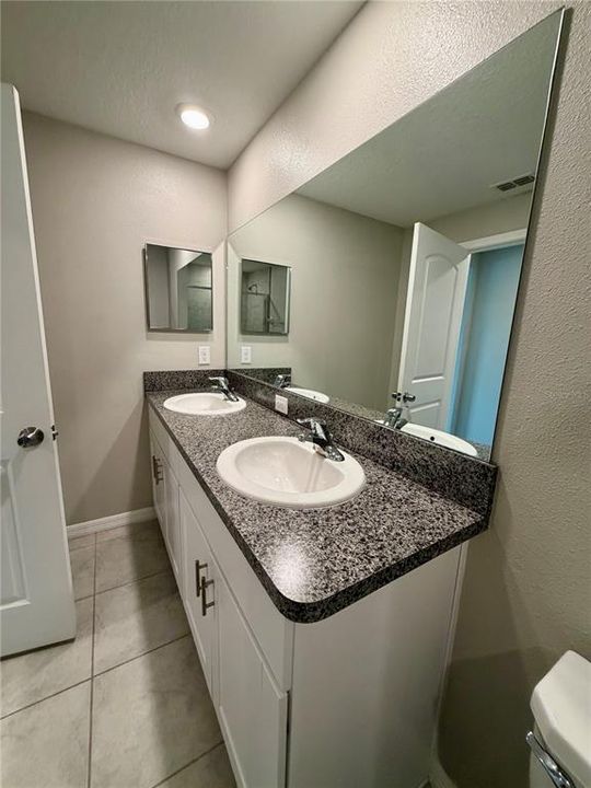 For Sale: $259,000 (3 beds, 2 baths, 1670 Square Feet)
