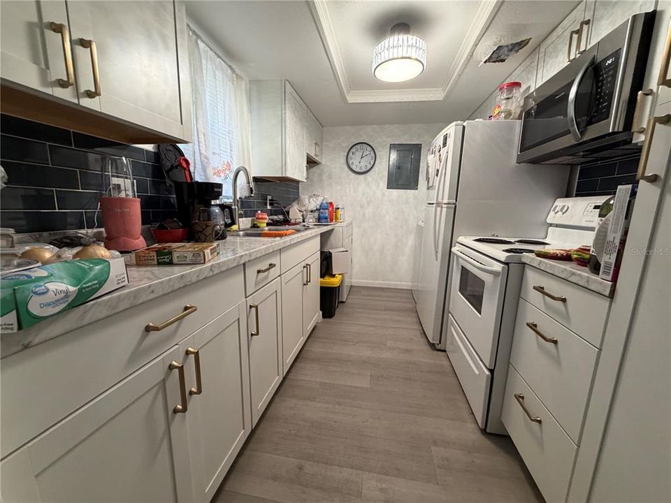 На продажу: $69,000 (1 спален, 1 ванн, 642 Квадратных фут)