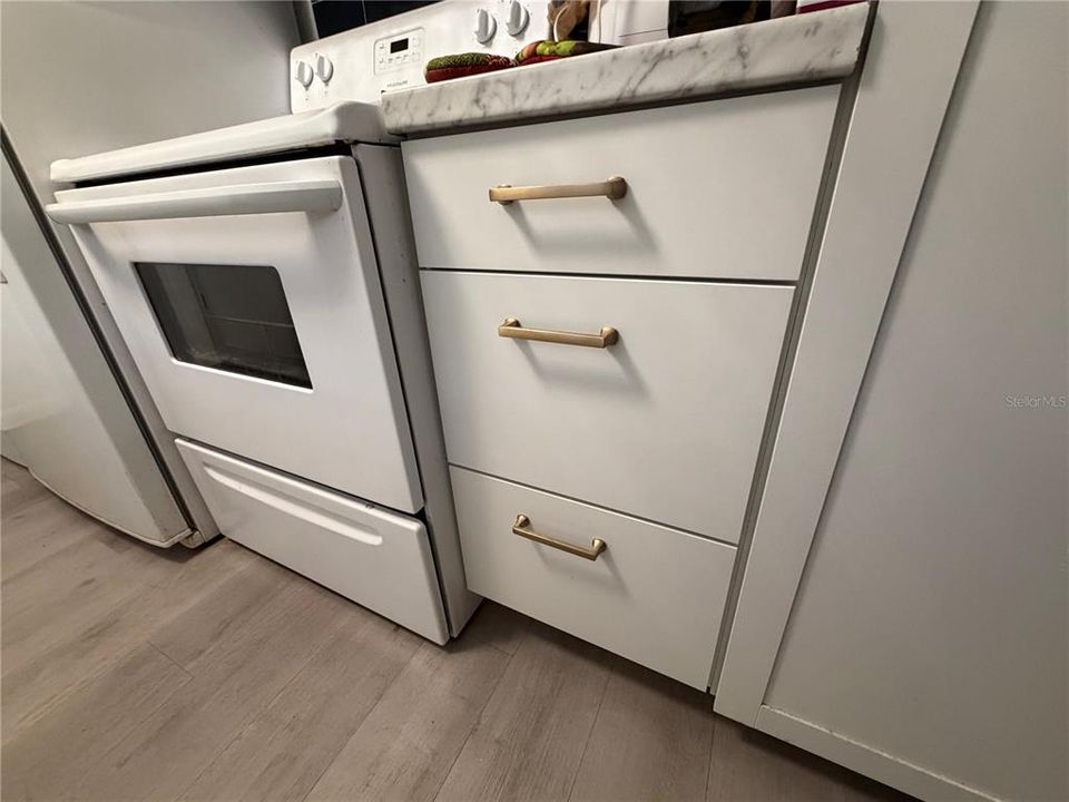 На продажу: $69,000 (1 спален, 1 ванн, 642 Квадратных фут)
