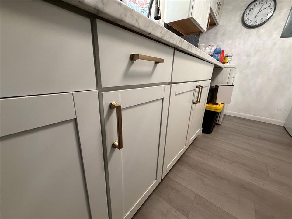 На продажу: $69,000 (1 спален, 1 ванн, 642 Квадратных фут)