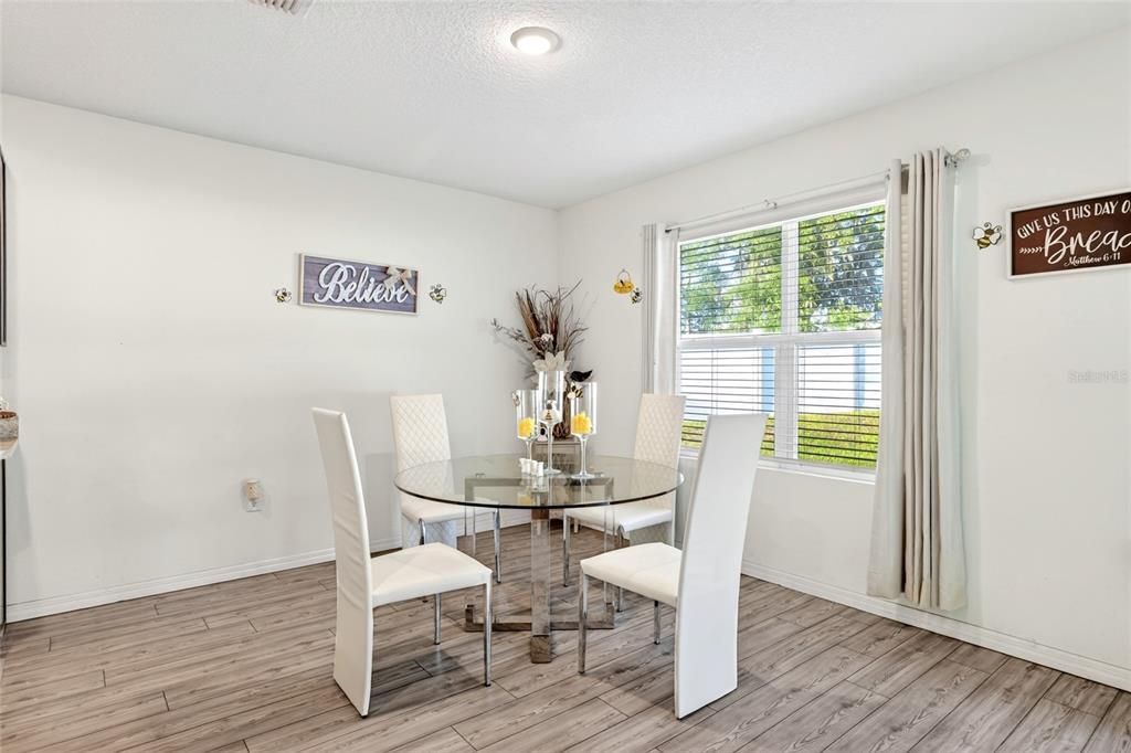 For Sale: $365,000 (4 beds, 2 baths, 2319 Square Feet)