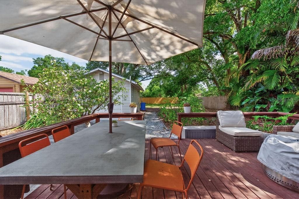Activo con contrato: $360,000 (2 camas, 1 baños, 864 Pies cuadrados)