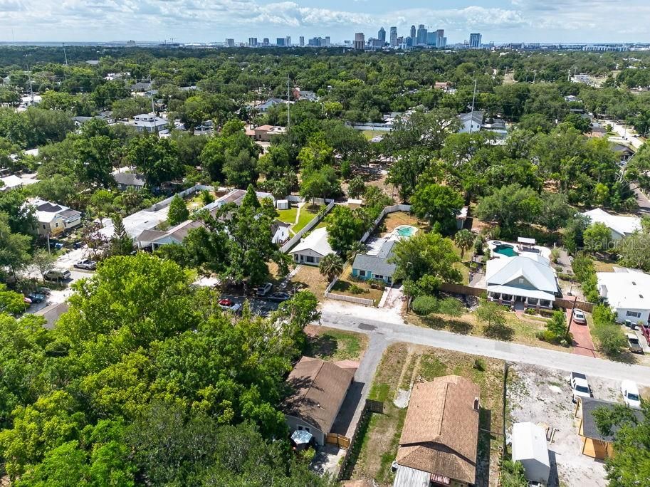 Activo con contrato: $360,000 (2 camas, 1 baños, 864 Pies cuadrados)