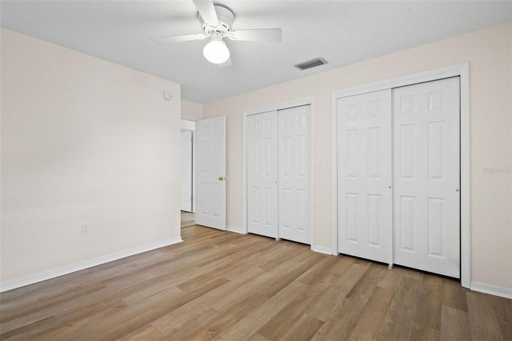 В аренду: $1,650 (2 спален, 1 ванн, 1015 Квадратных фут)
