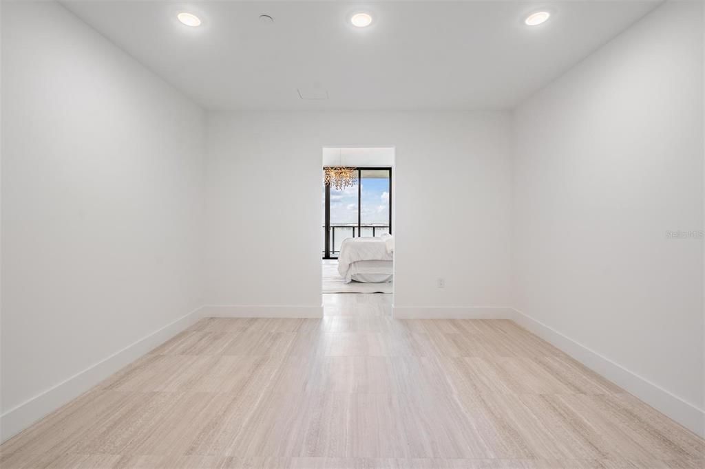 For Rent: $14,000 (2 beds, 2 baths, 2305 Square Feet)