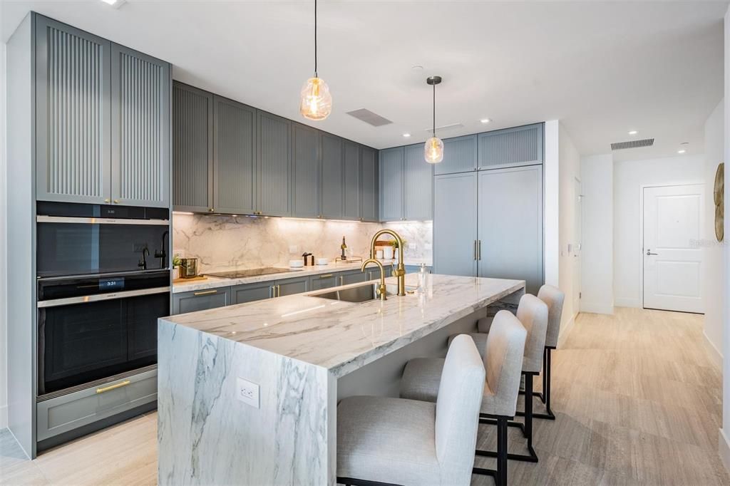 For Rent: $14,000 (2 beds, 2 baths, 2305 Square Feet)