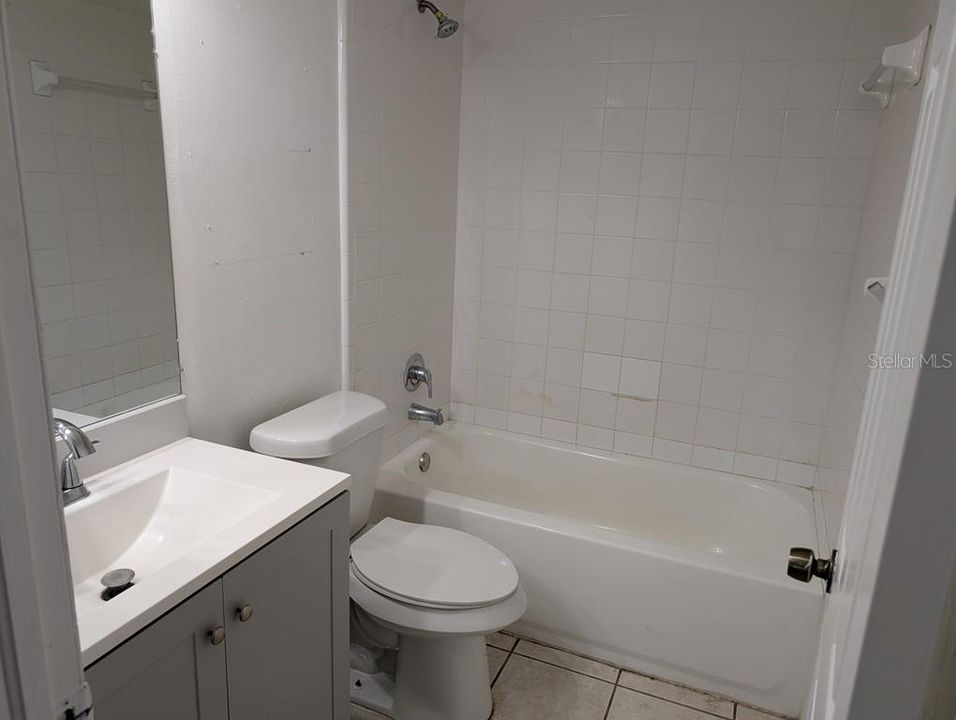 For Sale: $464,400 (4 beds, 2 baths, 1868 Square Feet)