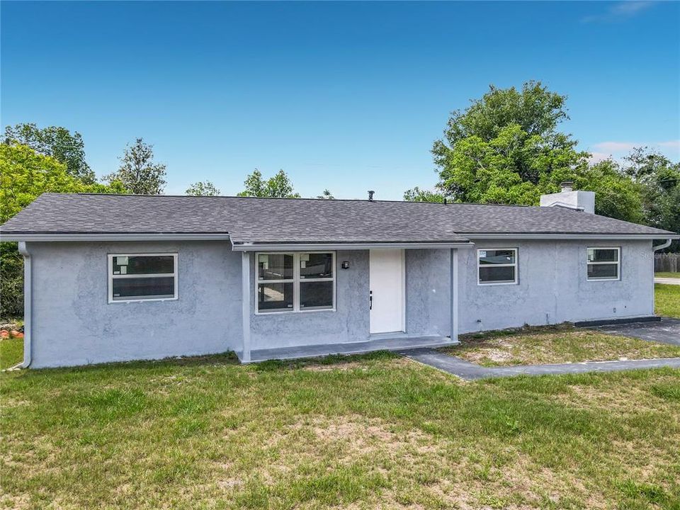 For Sale: $315,000 (3 beds, 2 baths, 1325 Square Feet)