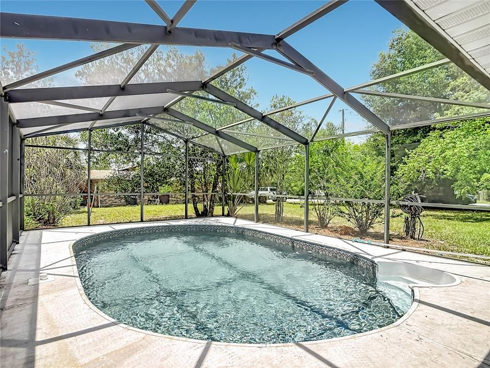For Sale: $315,000 (3 beds, 2 baths, 1325 Square Feet)