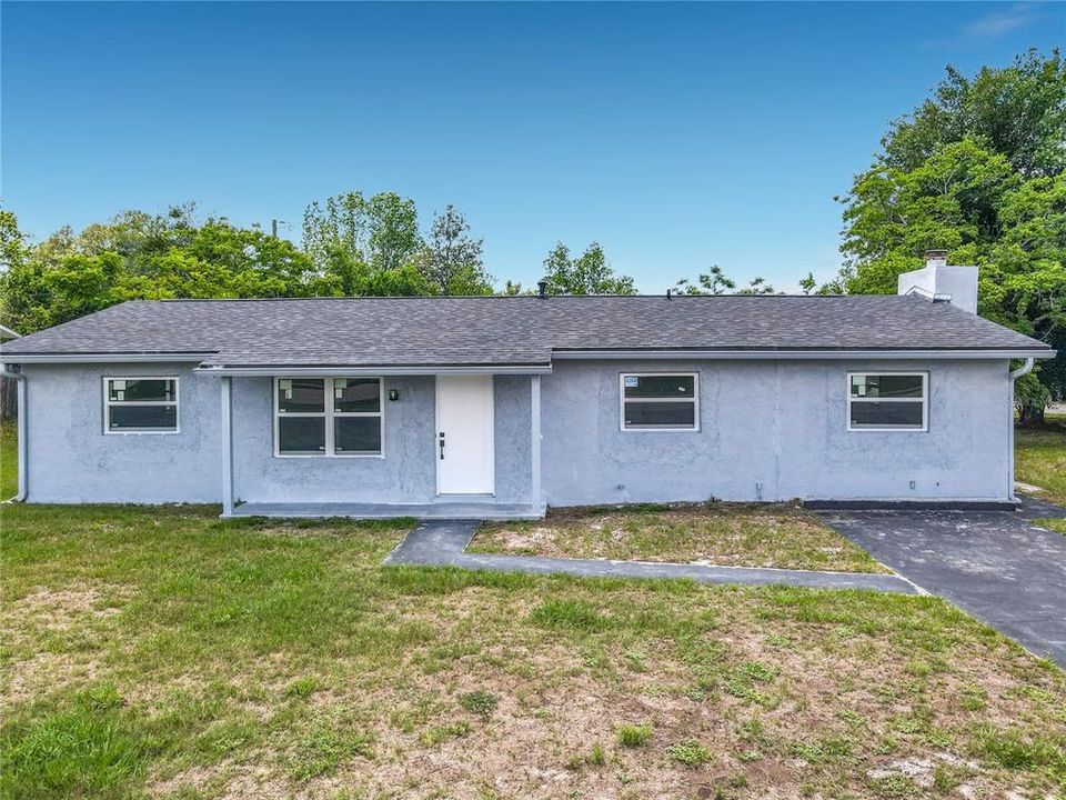 For Sale: $315,000 (3 beds, 2 baths, 1325 Square Feet)