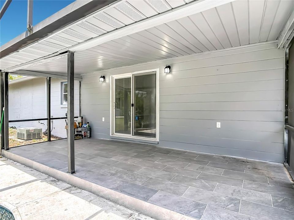 For Sale: $315,000 (3 beds, 2 baths, 1325 Square Feet)