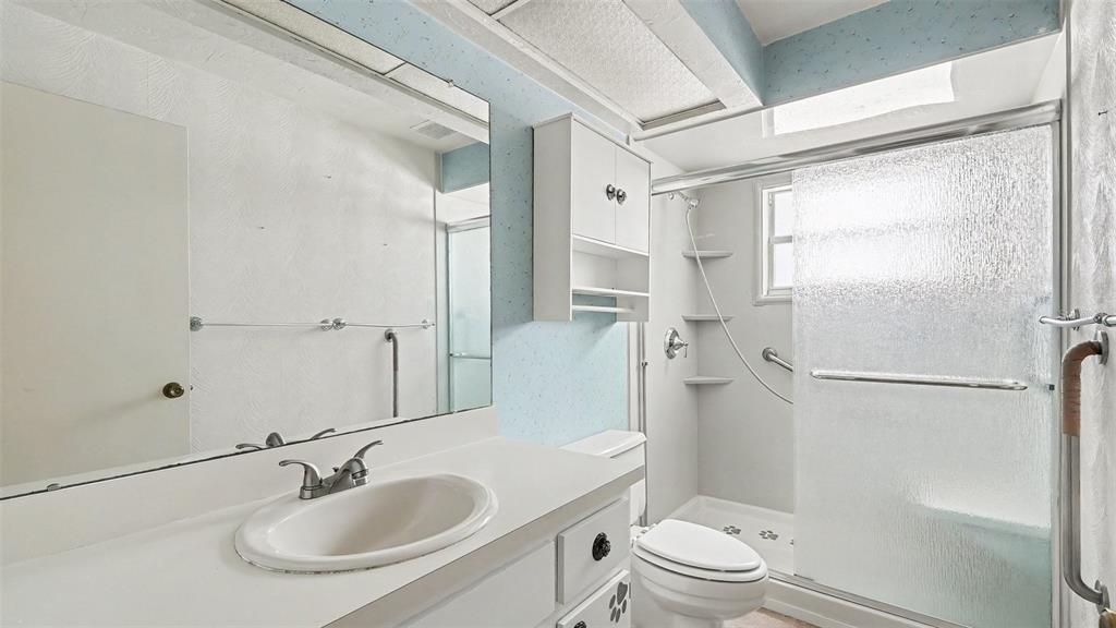 En Venta: $240,000 (2 camas, 2 baños, 1339 Pies cuadrados)