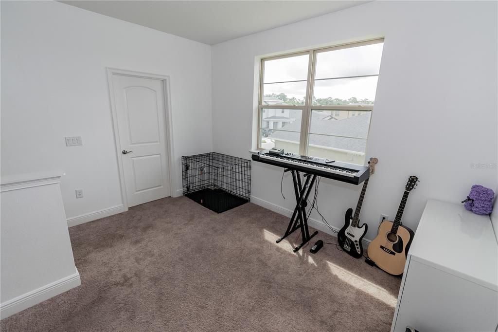 For Rent: $3,500 (4 beds, 3 baths, 2732 Square Feet)