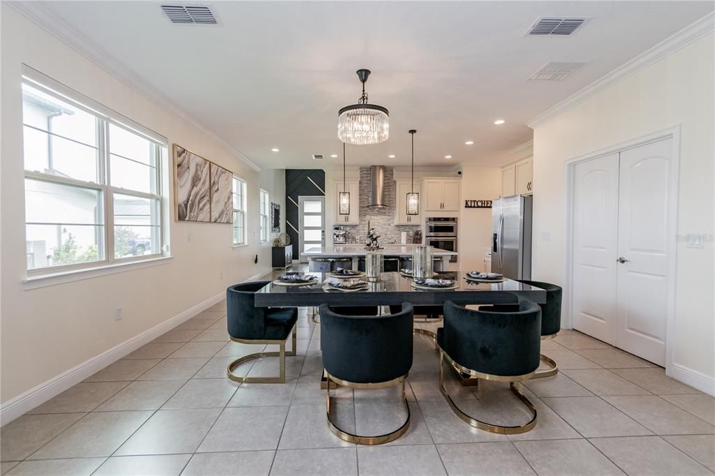 For Rent: $3,500 (4 beds, 3 baths, 2732 Square Feet)