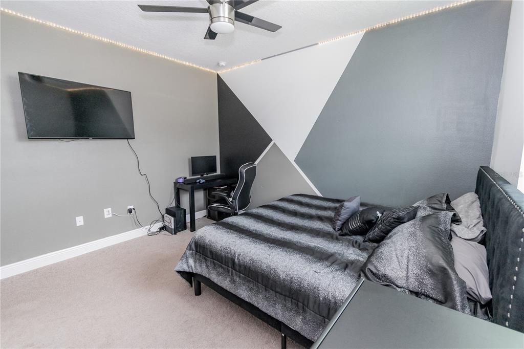 For Rent: $3,500 (4 beds, 3 baths, 2732 Square Feet)