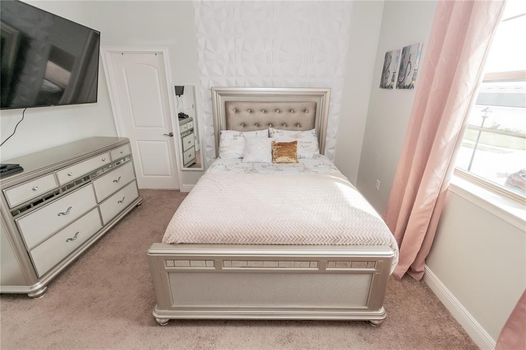 For Rent: $3,500 (4 beds, 3 baths, 2732 Square Feet)