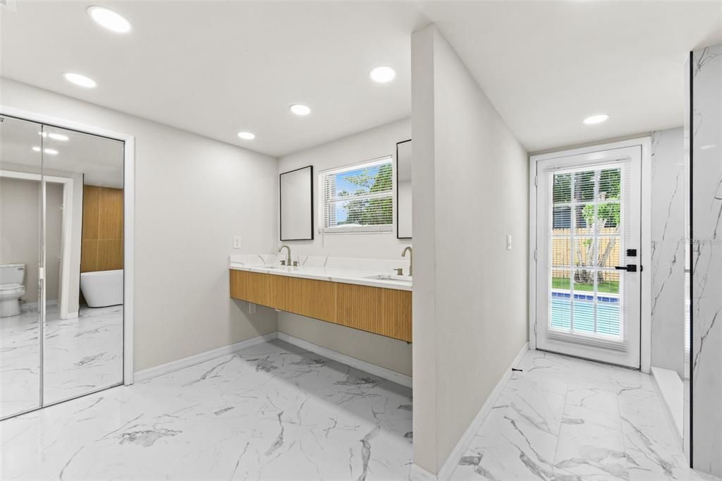 Activo con contrato: $399,999 (3 camas, 2 baños, 1526 Pies cuadrados)