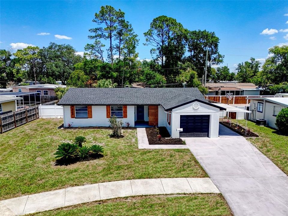 Activo con contrato: $399,999 (3 camas, 2 baños, 1526 Pies cuadrados)