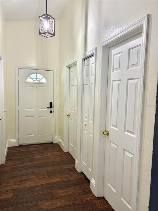For Sale: $359,000 (3 beds, 2 baths, 1504 Square Feet)