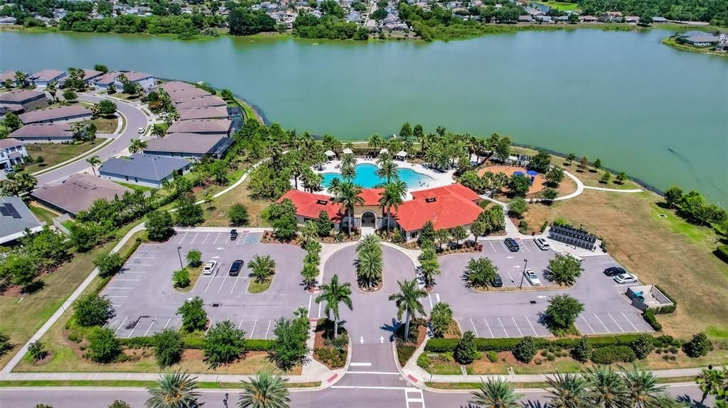 En Venta: $339,900 (3 camas, 2 baños, 1565 Pies cuadrados)