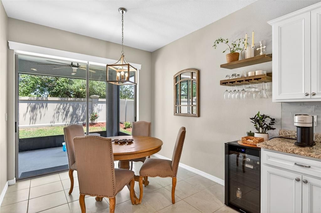 En Venta: $339,900 (3 camas, 2 baños, 1565 Pies cuadrados)