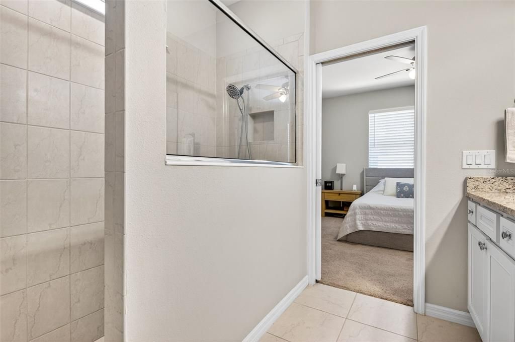 En Venta: $339,900 (3 camas, 2 baños, 1565 Pies cuadrados)