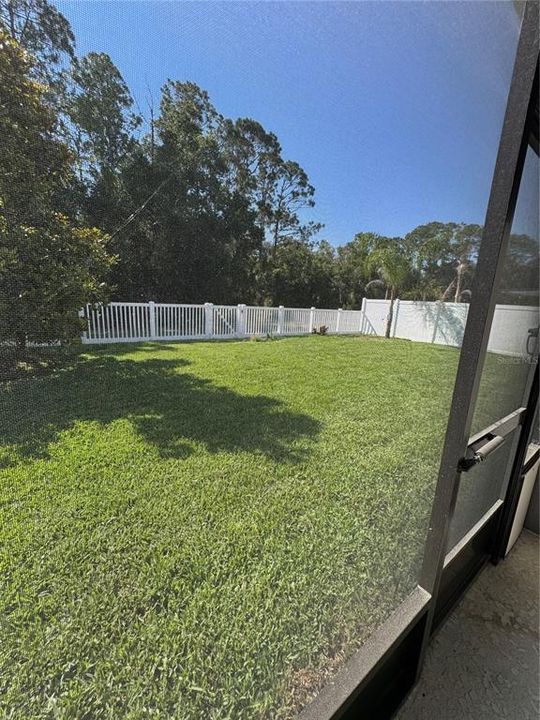 En Venta: $429,000 (4 camas, 2 baños, 2404 Pies cuadrados)