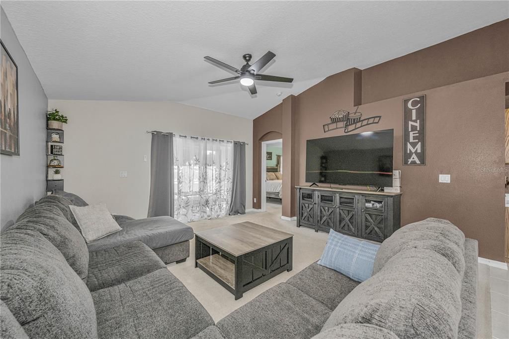 For Sale: $329,000 (4 beds, 2 baths, 2003 Square Feet)