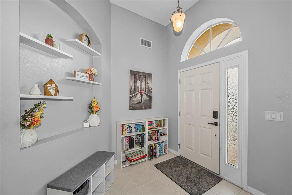 For Sale: $329,000 (4 beds, 2 baths, 2003 Square Feet)