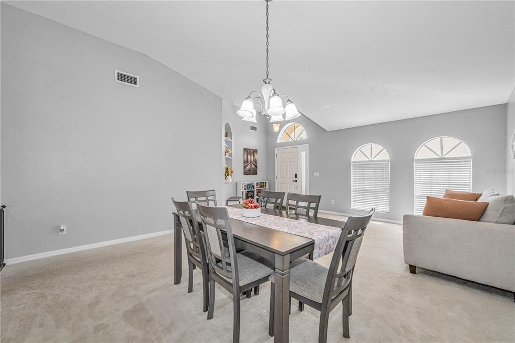 For Sale: $329,000 (4 beds, 2 baths, 2003 Square Feet)