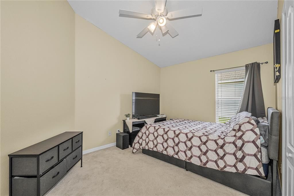 For Sale: $329,000 (4 beds, 2 baths, 2003 Square Feet)