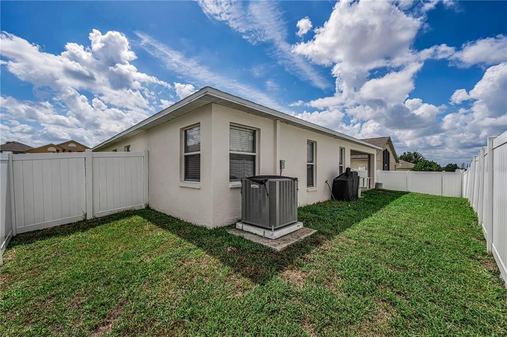 For Sale: $329,000 (4 beds, 2 baths, 2003 Square Feet)